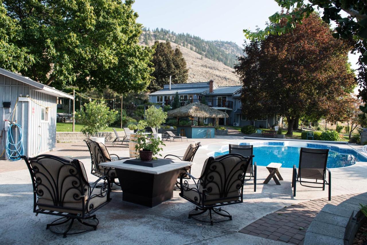 Similkameen Wild Resort & Winery Retreat Осуюс Экстерьер фото